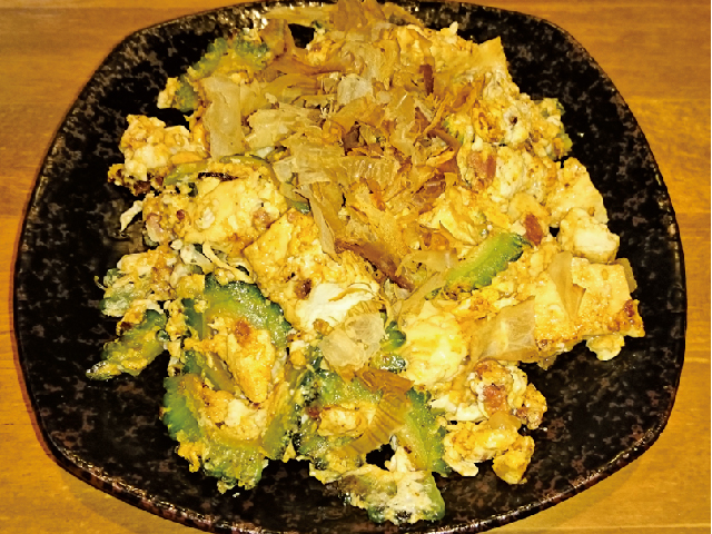 沖縄料理と泡盛 美らん